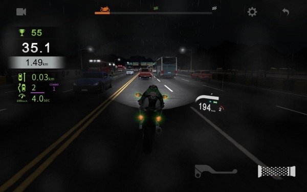 Real Moto Traffic Android Game Image 4