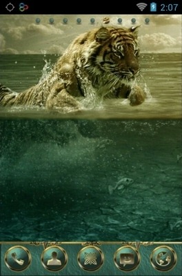 Tiger Jumping Go Launcher Android Theme Image 1
